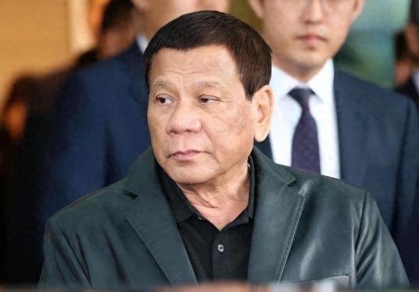 线上股票配资网 世界第一巨贪: 家中“数吨”黄金, 有29架私人飞机, 拖垮国家经济